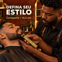 Barbeiro usando aparador compacto em atendimento